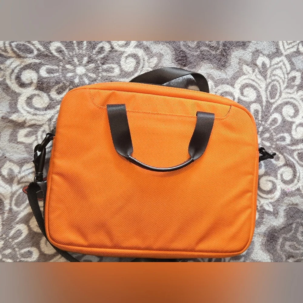 tumi Briggs & Riley Orange Men's Bag - Picture 7 of 9